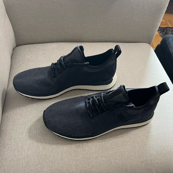 Men’s Roots shoes - Picture 5 of 7